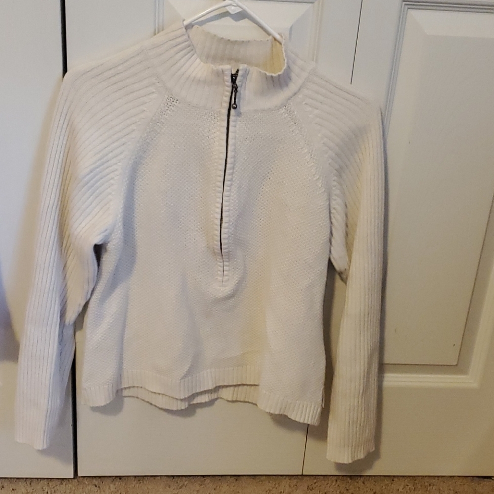 Women's Woolrich large sweater
